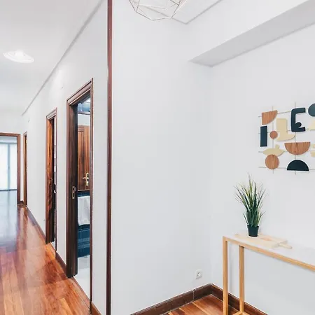 Udaberri By People San Sebastian